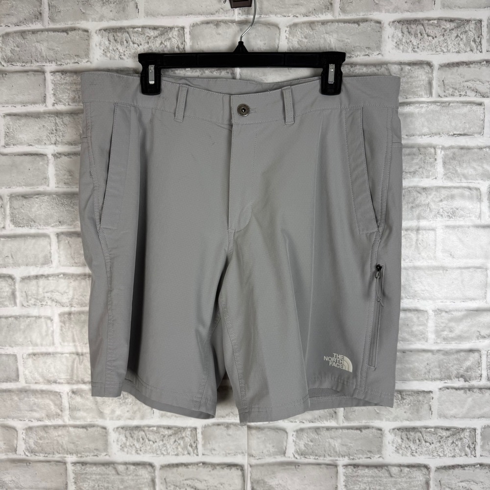 The North Face Mens Grey Hiking Shorts 36 x 8" Stretch Technical Trail Outdoor